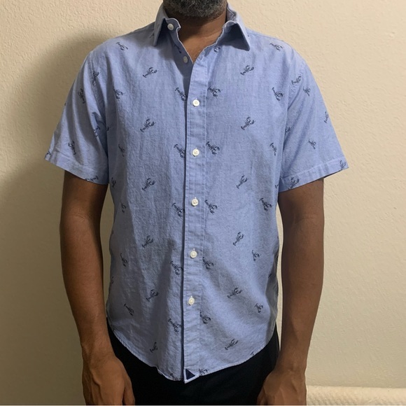 Untuckit - Medium - Picture 4 of 6